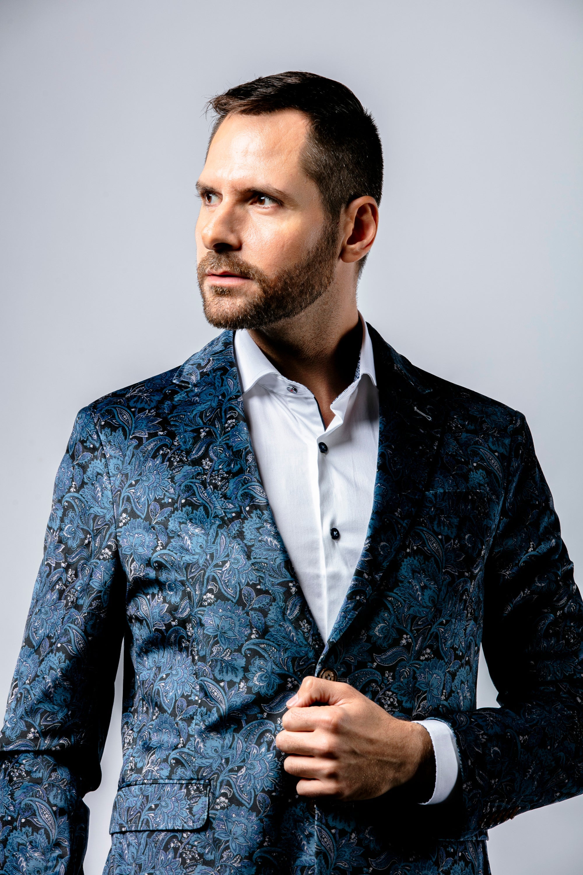 Rio Paisley Dinner Jacket - 7 Downie St.®